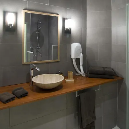 Apostrophe D'hotes 3* Montolieu